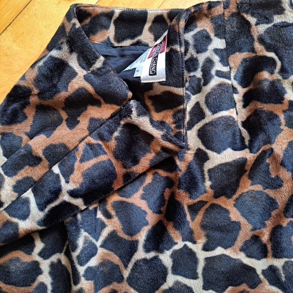 Vintage 80s/90s Simon Chang Faux Fur Animal Print Mini Skirt – Size 8 Hong Kong - Picture 4 of 8